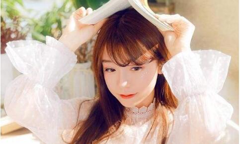 第一次约会内向聊什么?如何自然的和女生聊天 第一次约会内向聊什么?如何自然的和女生聊天第1张