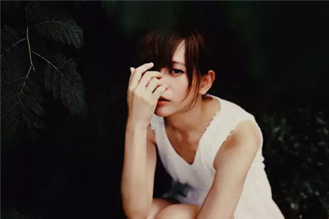 怎么和女生切入暧昧话题,让聊天变暧昧? 怎么和女生切入暧昧话题,让聊天变暧昧?第2张